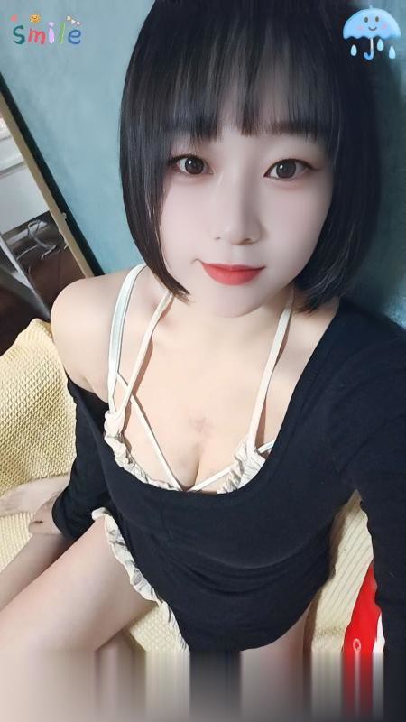 广东-东莞南城大波骚女娇娇黑丝诱惑-2.jpg